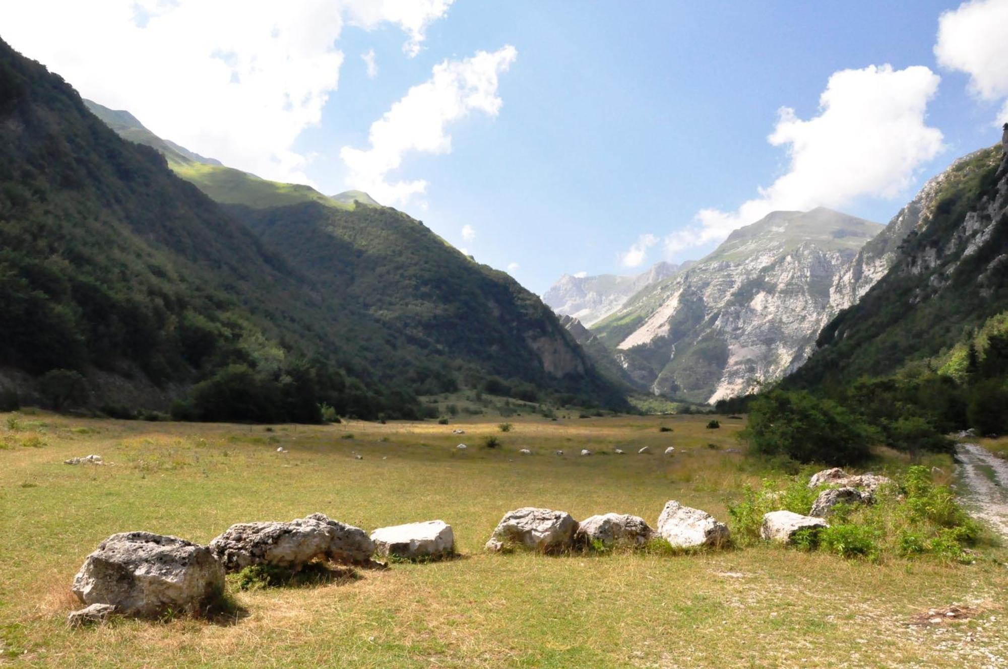 Agriturismo Le Castellare Montemonaco Bagian luar foto